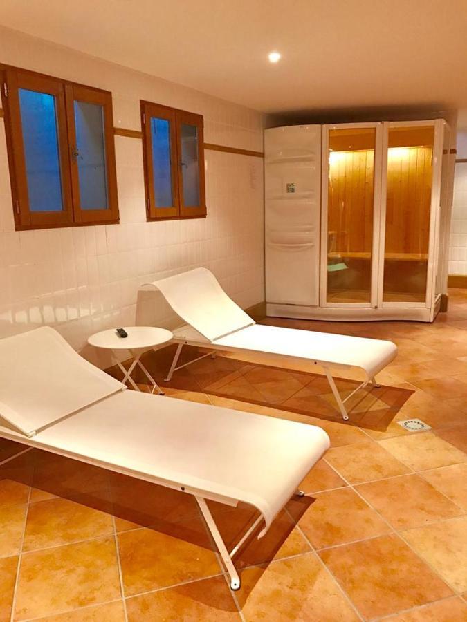 Maison Suchard, Tradition & Elegance In The Jura Couvet Exterior photo