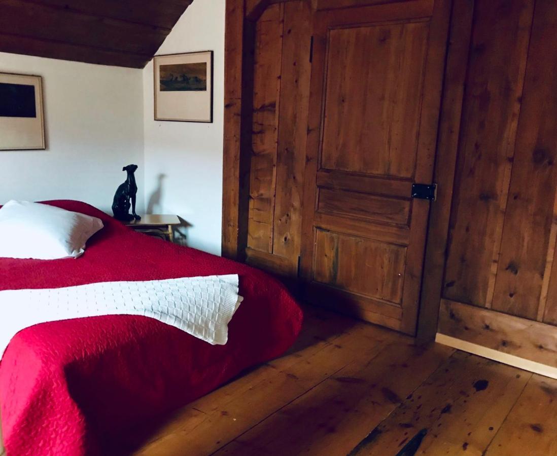 Maison Suchard, Tradition & Elegance In The Jura Couvet Exterior photo