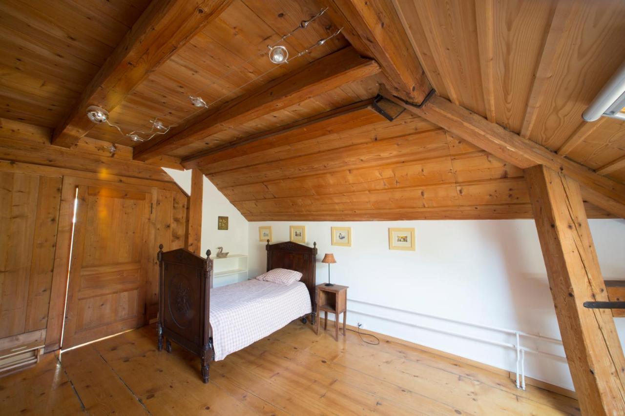 Maison Suchard, Tradition & Elegance In The Jura Couvet Exterior photo